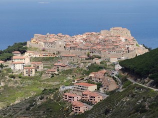  The villages of the Argentario
